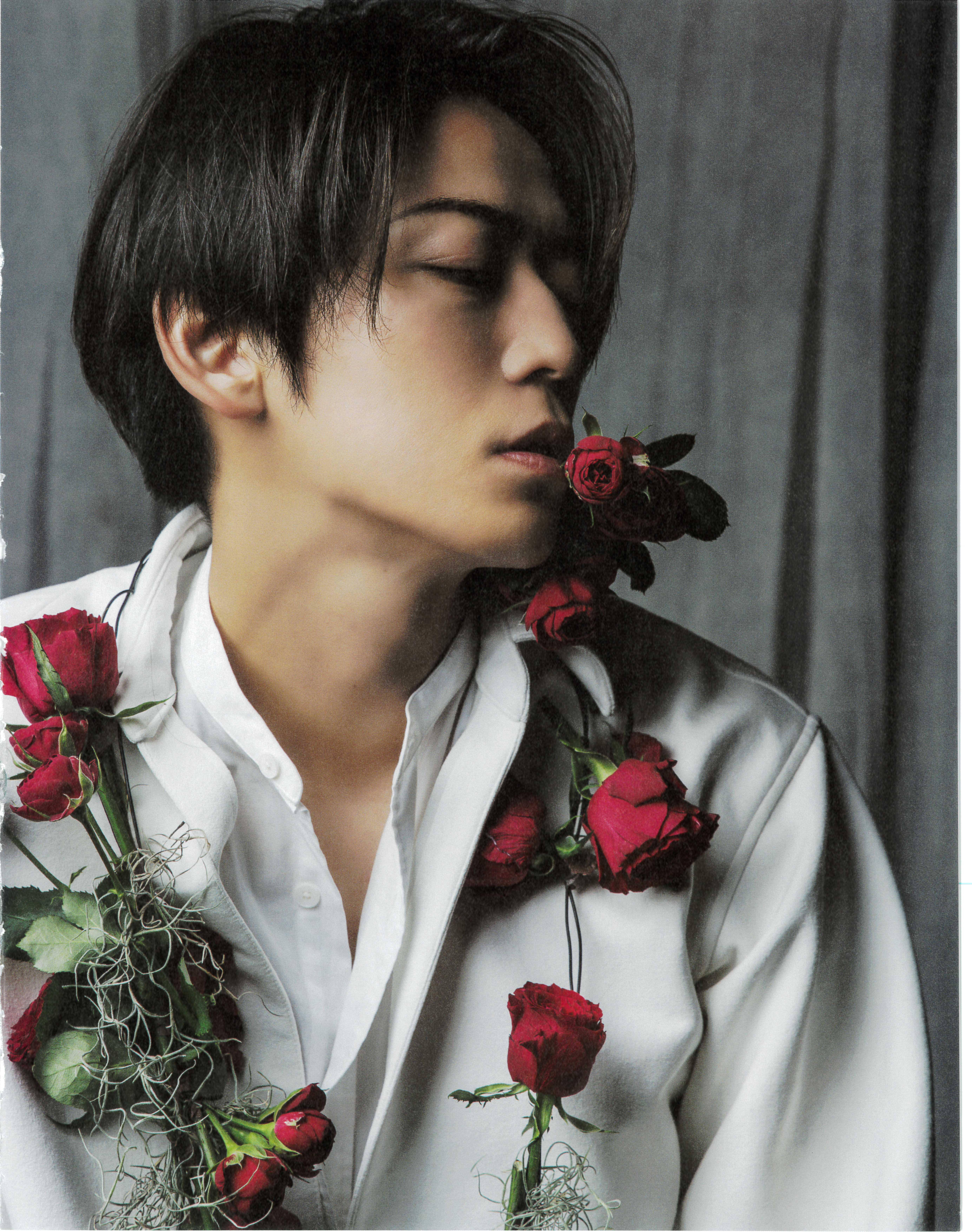 Person vol135 KAT-TUN亀梨和也 (2023) | BLOOM&STRIPES